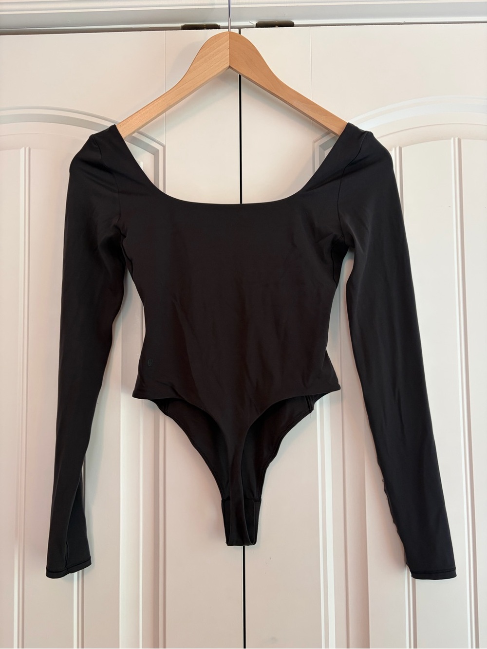 lululemon Nulu Square-Neck Long-Sleeve Bodysuit Women's Size XS Black - Picture 3 of 9